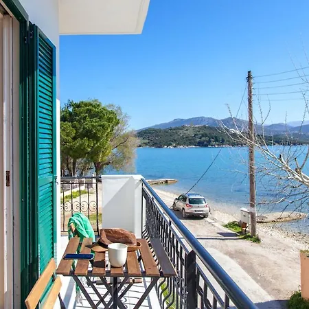 Bay Apartment